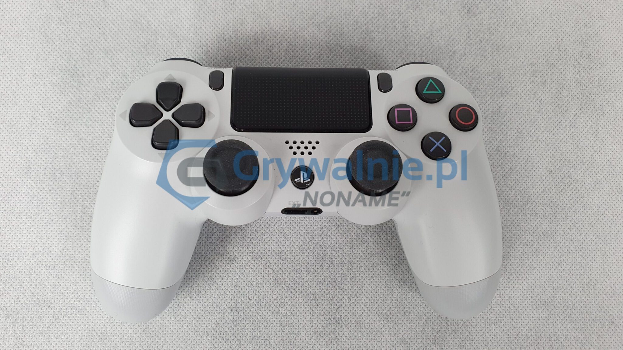 PlayStation porównanie kontrolerów - PS5, PS4, PS3 (DualShock 3, DualShock 4, DualSense)